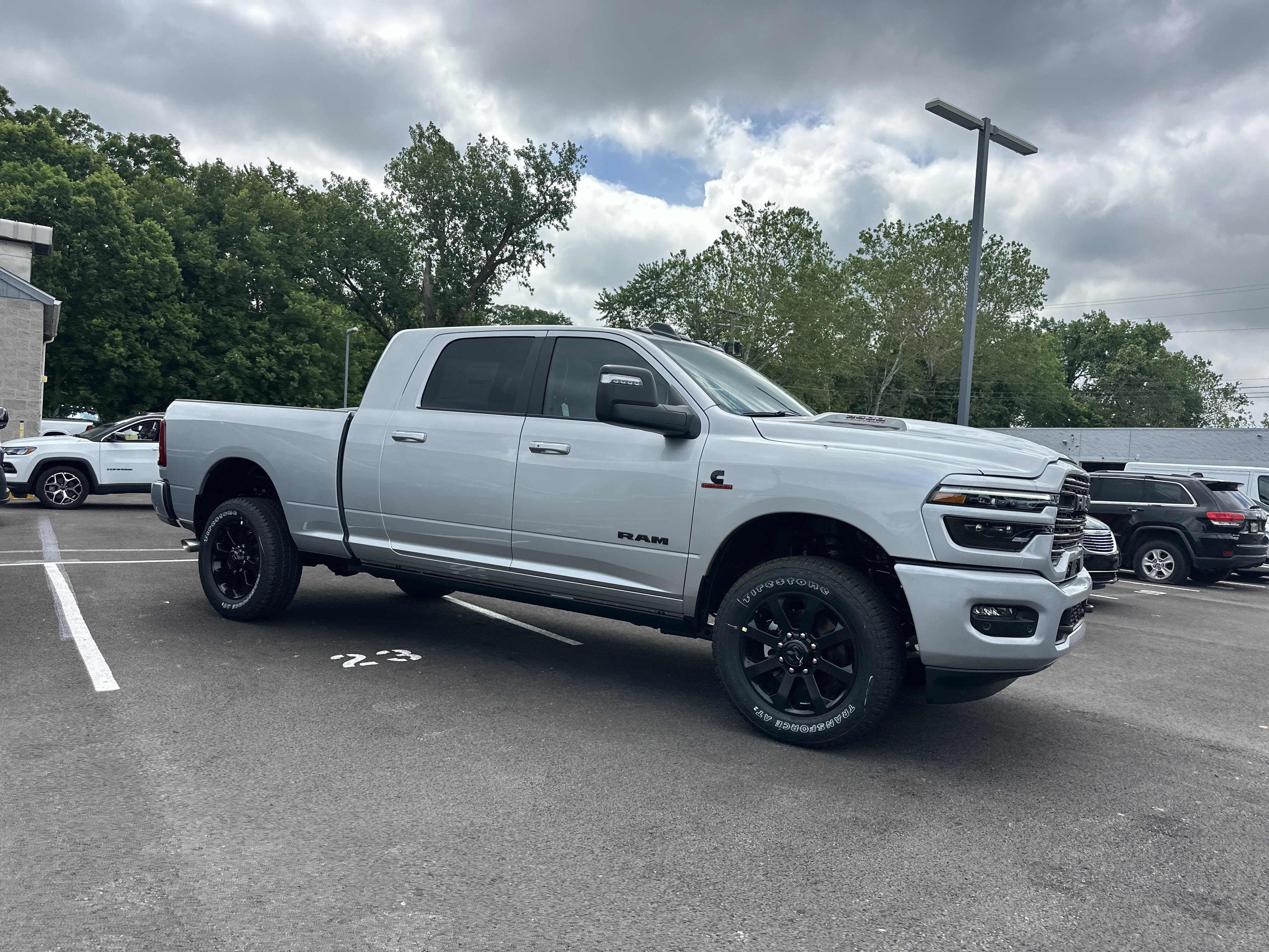 New 2026 RAM 2500 Laramie AWD/4WD image 22