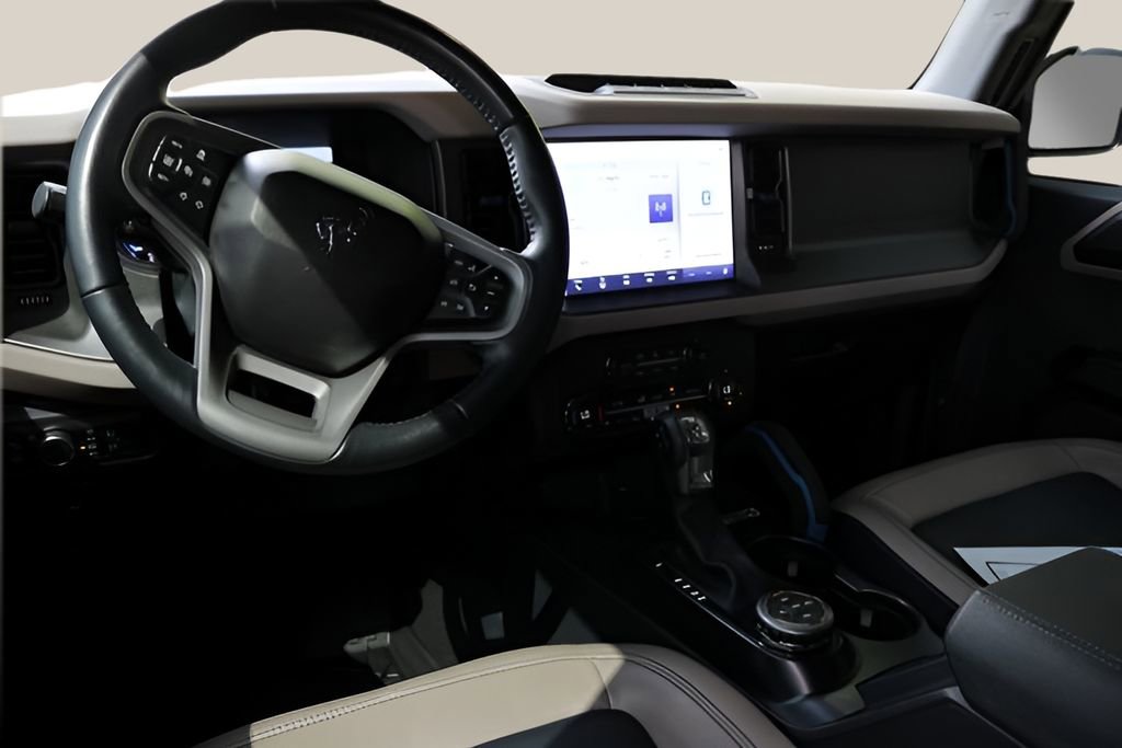 Used 2024 Ford Bronco Wildtrak image 15