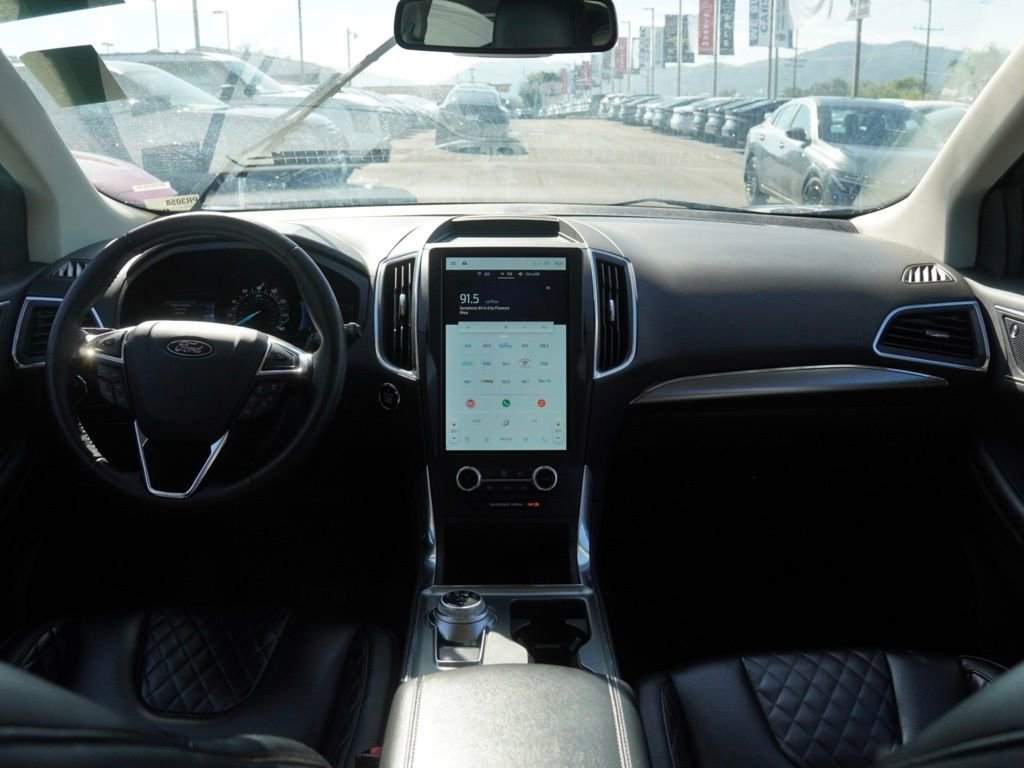 Used 2024 Ford Edge Titanium image 18