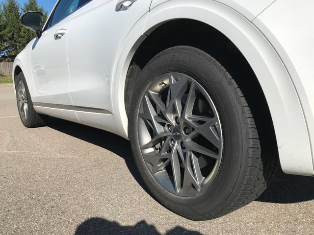 Used 2025 Genesis GV70 2.5T AWD/4WD image 12