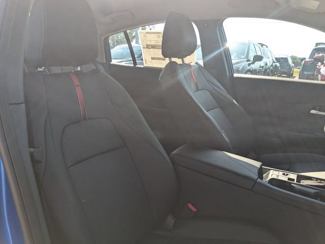 New 2026 Nissan Sentra SR w/ SR Premium Package FWD image 35