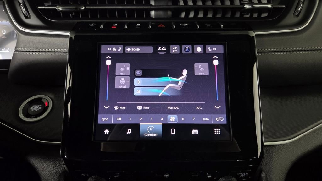 New 2025 Jeep Grand Cherokee Altitude image 23