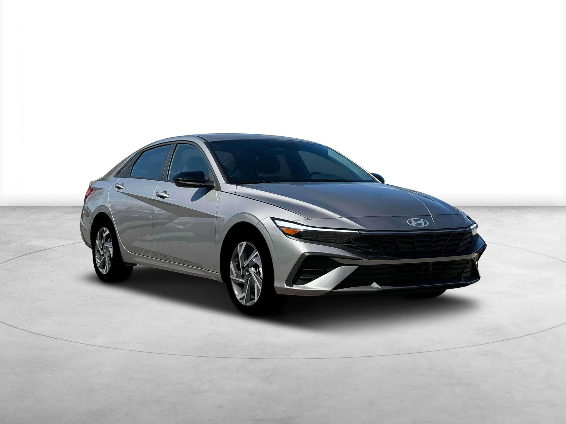 New 2025 Hyundai Elantra SEL image 11
