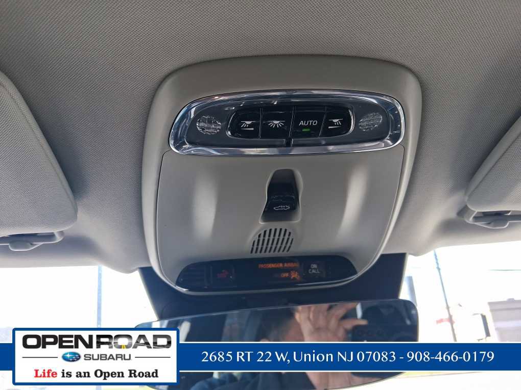 Used 2016 Volvo XC90 T6 Momentum image 26