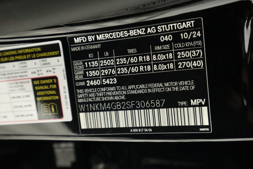 Used 2025 Mercedes-Benz GLC 300 image 35