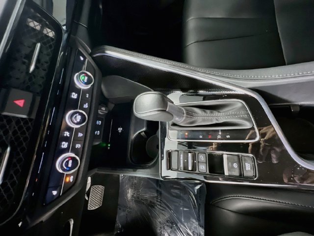 Used 2025 Acura ADX FWD image 25
