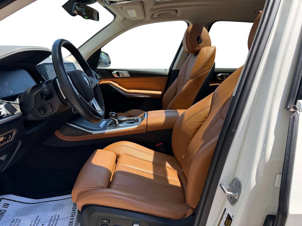 Used 2022 BMW X7 xDrive40i w/ Parking Assistance Package AWD/4WD image 26