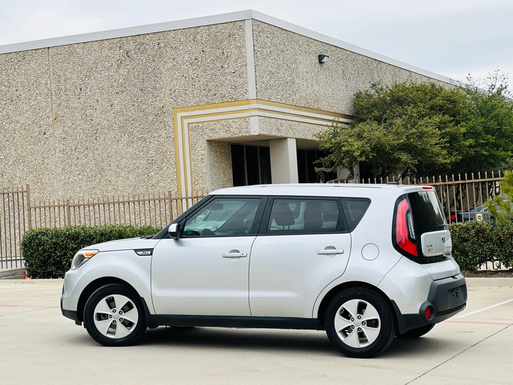 Used 2015 Kia Soul FWD image 7