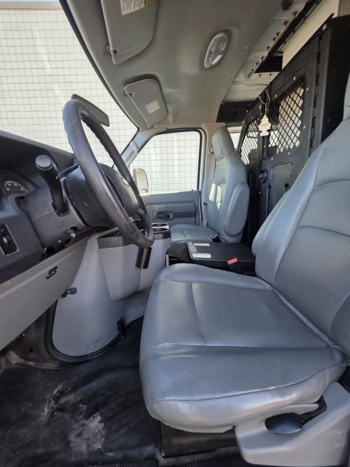 Used 2012 Ford E-350 and Econoline 350 Super Duty RWD image 11