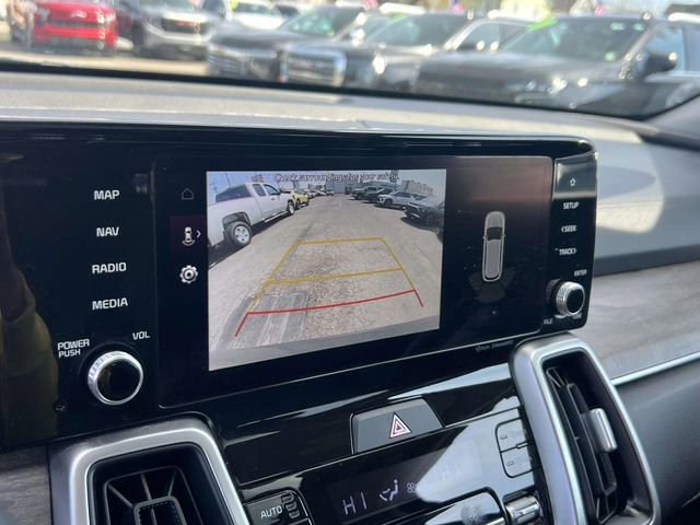 Used 2022 Kia Sorento S w/ Panoramic Sunroof Package AWD/4WD image 31