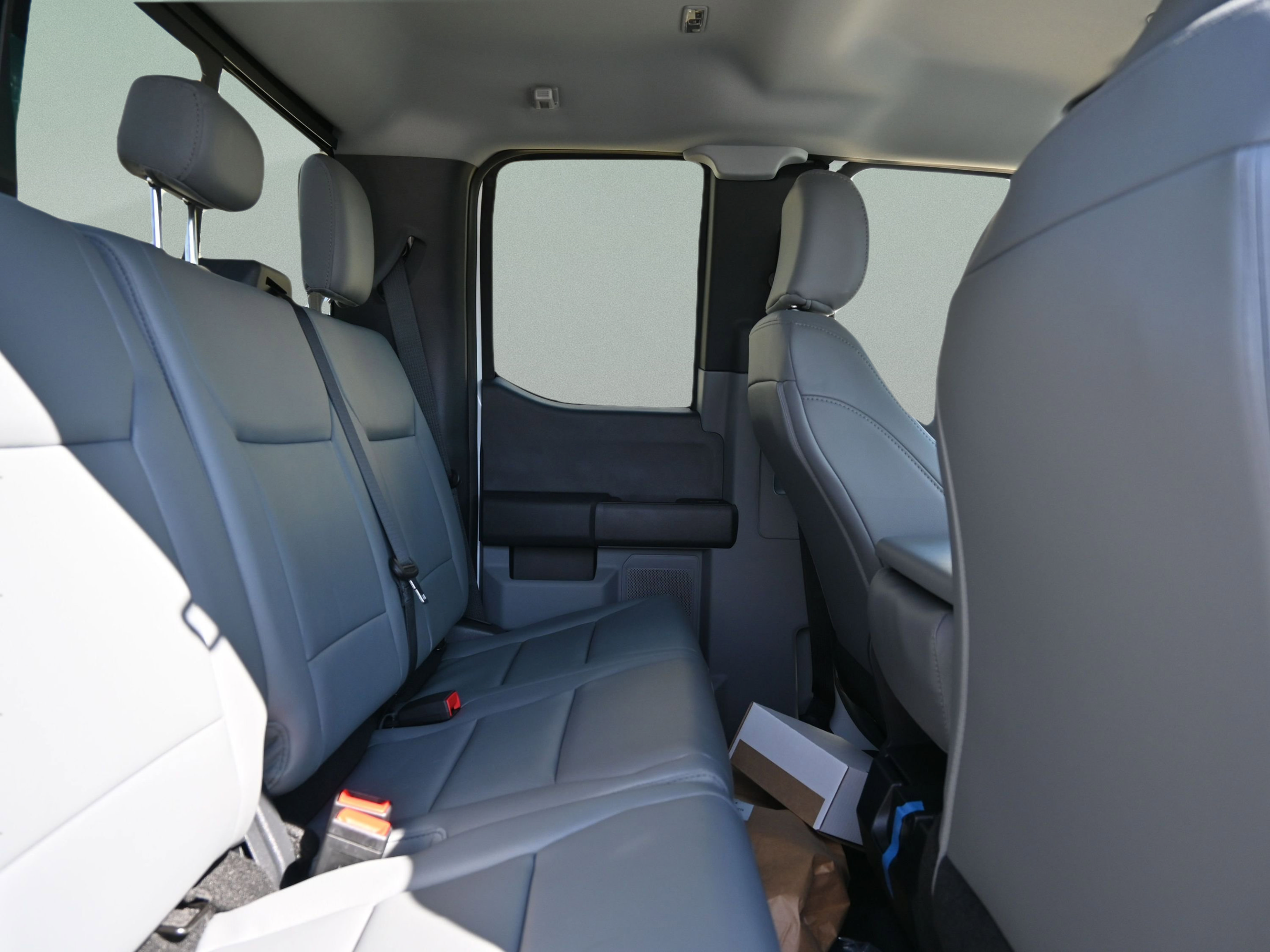 New 2026 Ford F550 4x4 Supercab Super Duty image 20