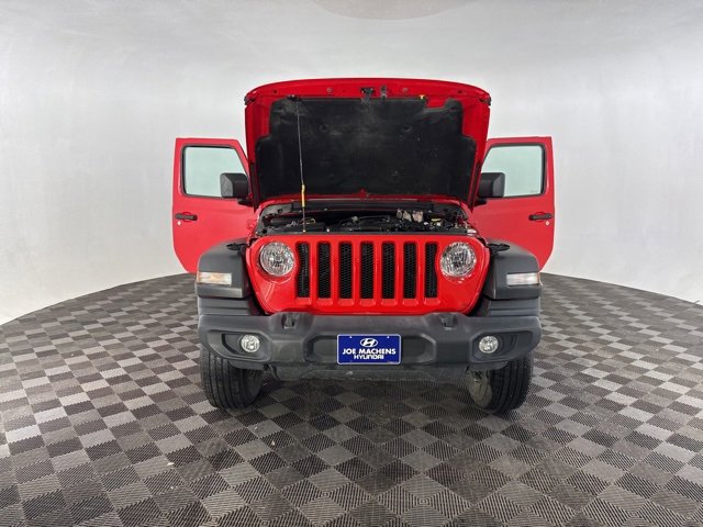 Used 2022 Jeep Wrangler Sport image 11