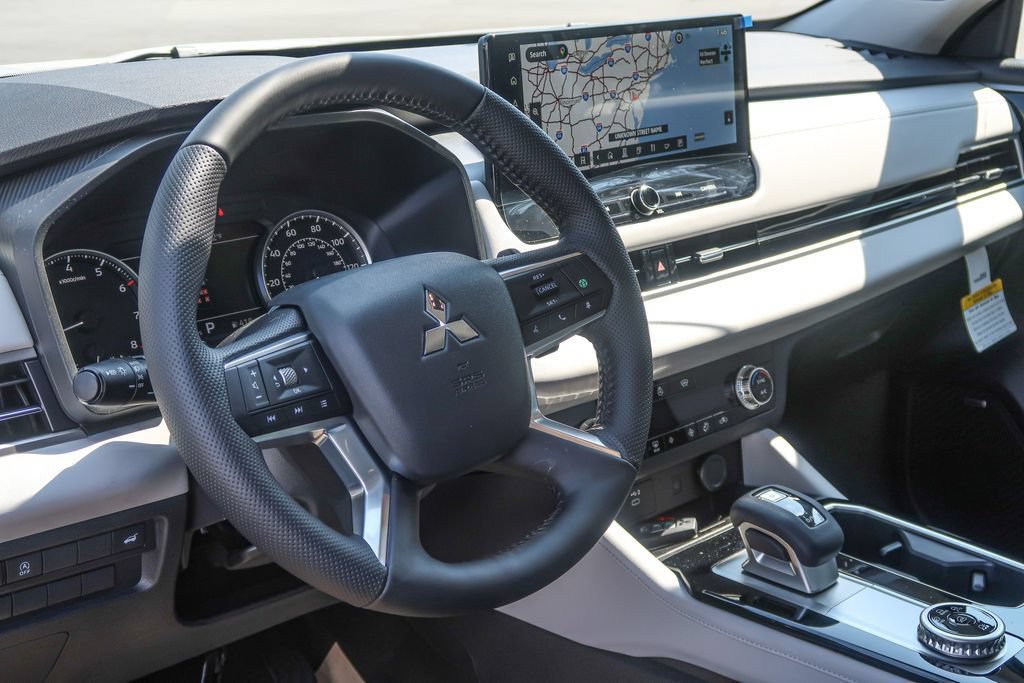 New 2026 Mitsubishi Outlander SE AWD/4WD image 24
