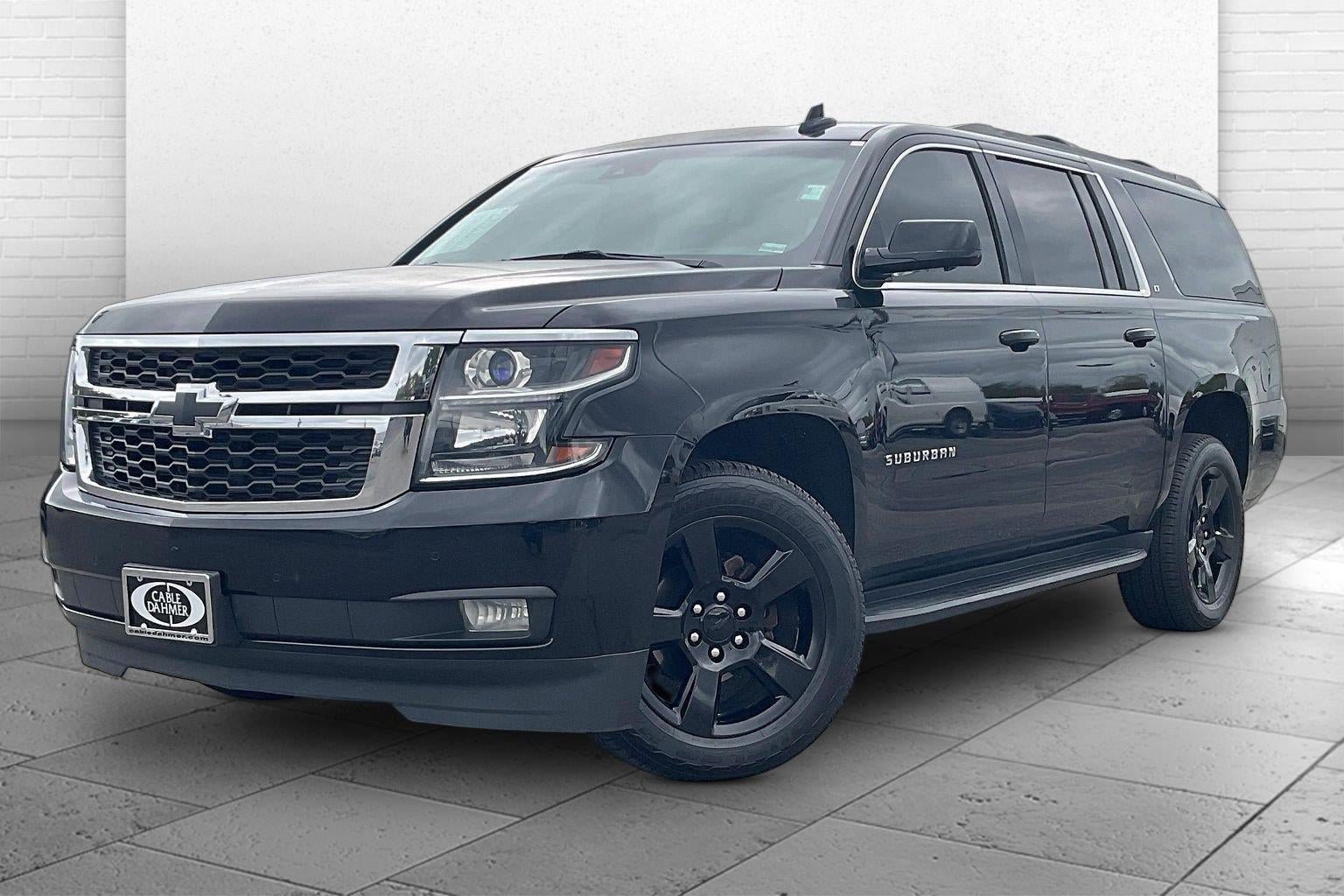 Used 2017 Chevrolet Suburban LT AWD/4WD image 12