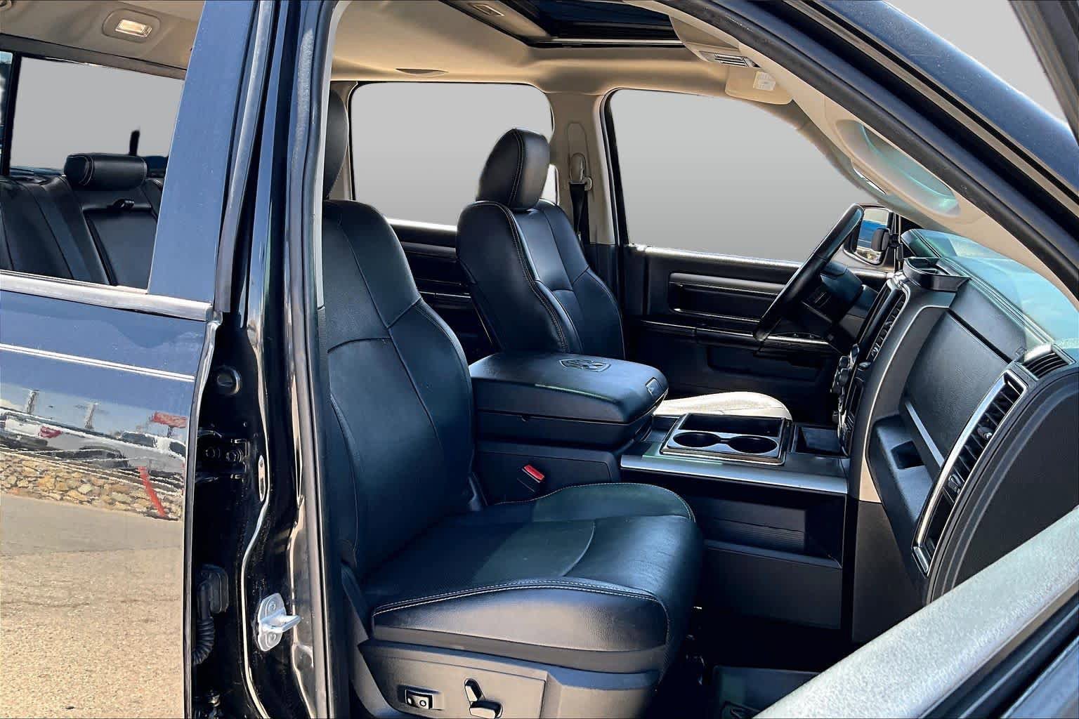 Used 2015 RAM 1500 Sport w/ Convenience Group AWD/4WD image 9