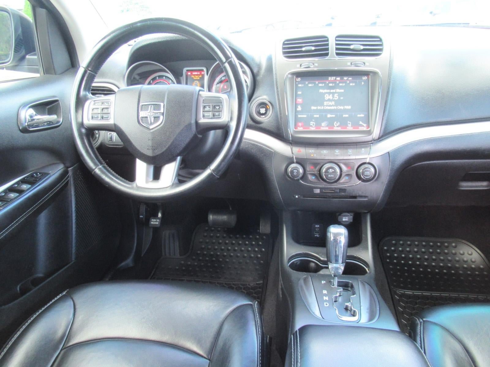 Used 2020 Dodge Journey Crossroad FWD image 13