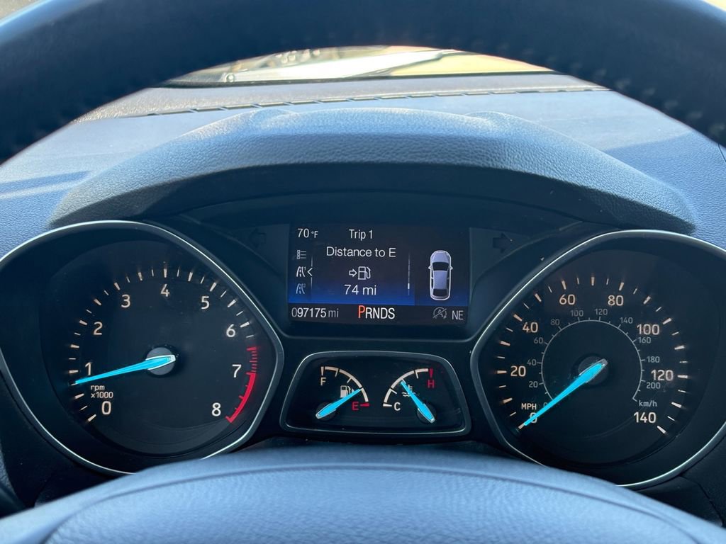 Used 2017 Ford Escape Titanium image 17