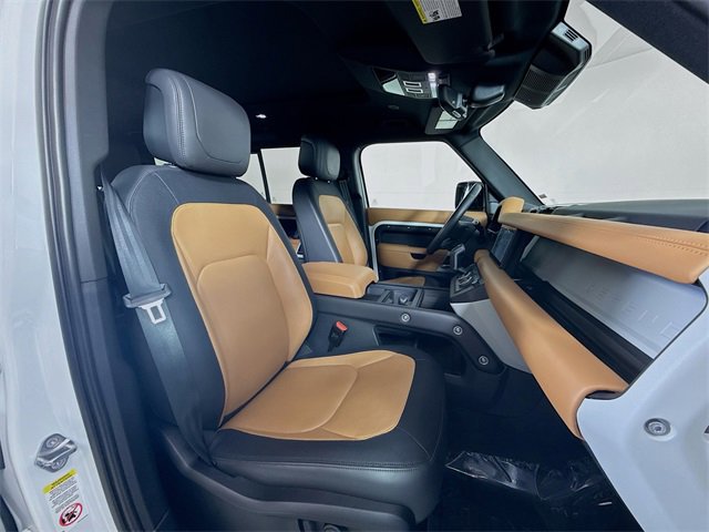 Certified 2023 Land Rover Defender 110 X-Dynamic SE image 30