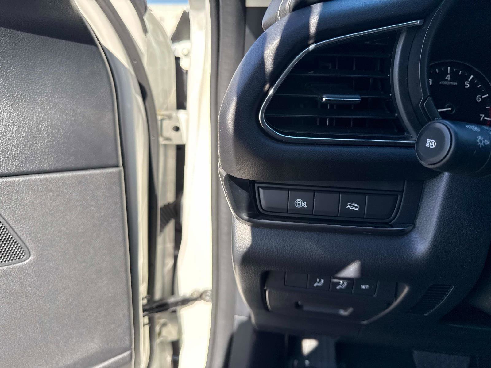 Certified 2025 MAZDA CX-30 AWD 2.5 S w/ Preferred Package image 31