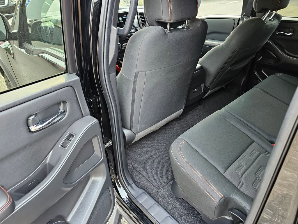 Used 2023 Nissan Frontier PRO-4X w/ Tow Package image 9