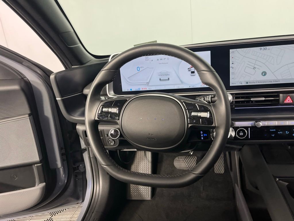 Used 2025 Hyundai Ioniq 6 SEL image 13