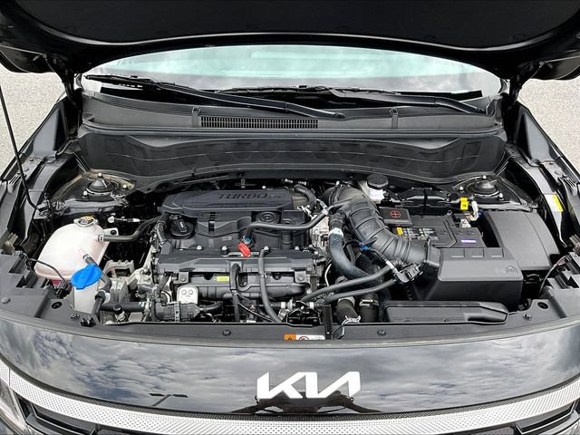 Certified 2026 Kia Seltos SX AWD/4WD image 31