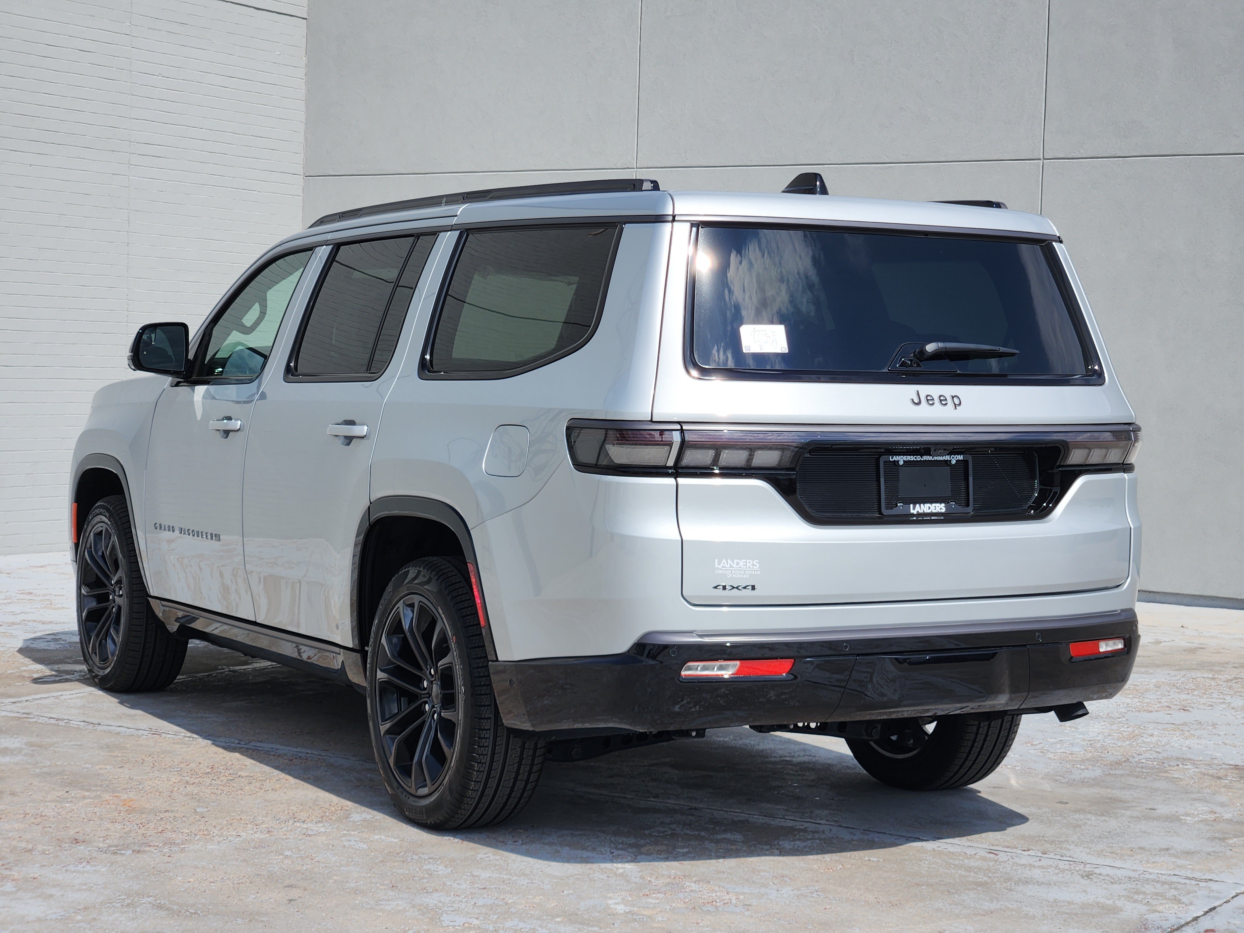 New 2026 Jeep Grand Wagoneer Summit AWD/4WD image 3
