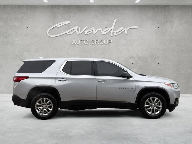 Used 2021 Chevrolet Traverse LS FWD image 17