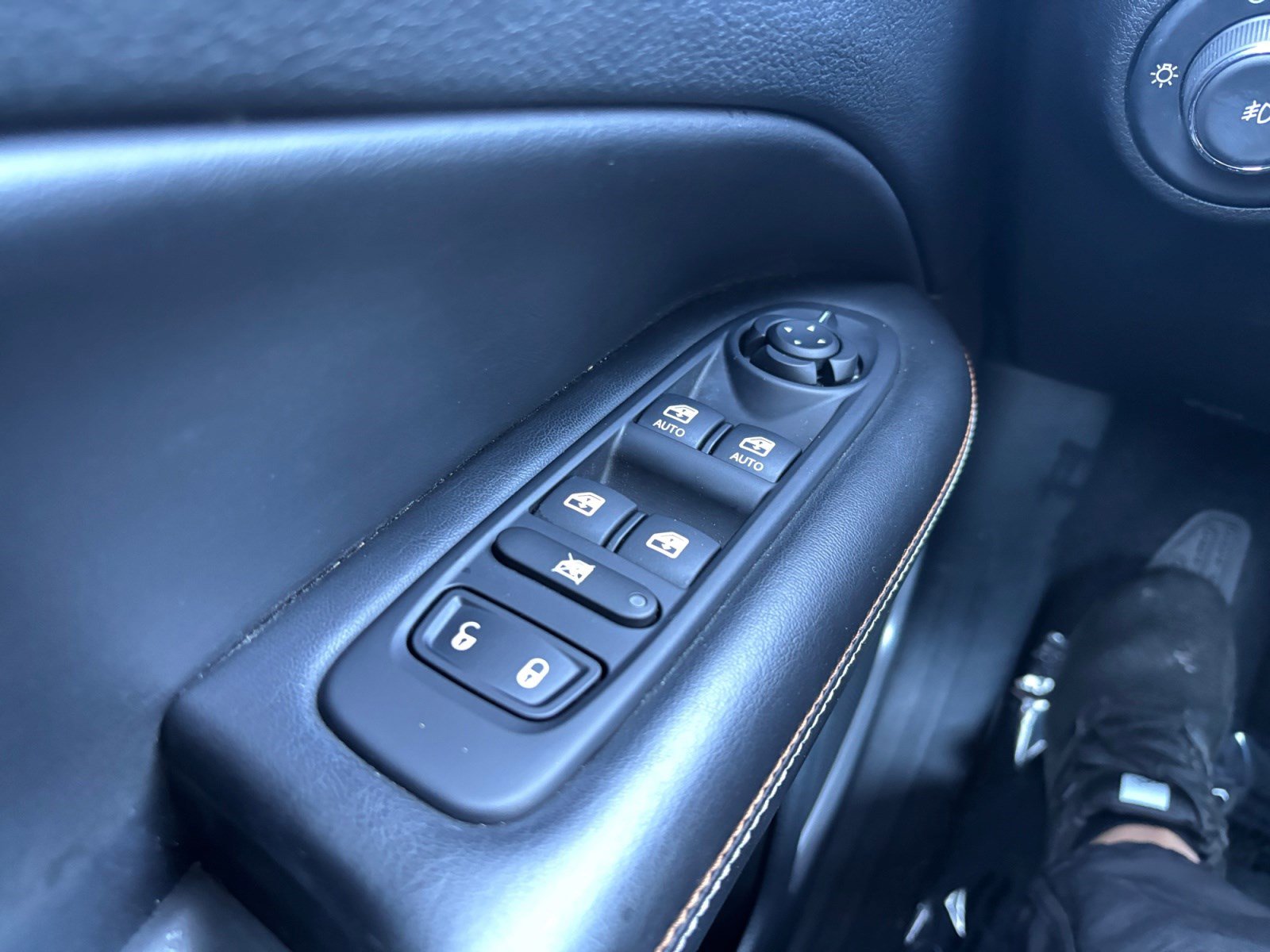 Used 2020 Jeep Compass Latitude image 19