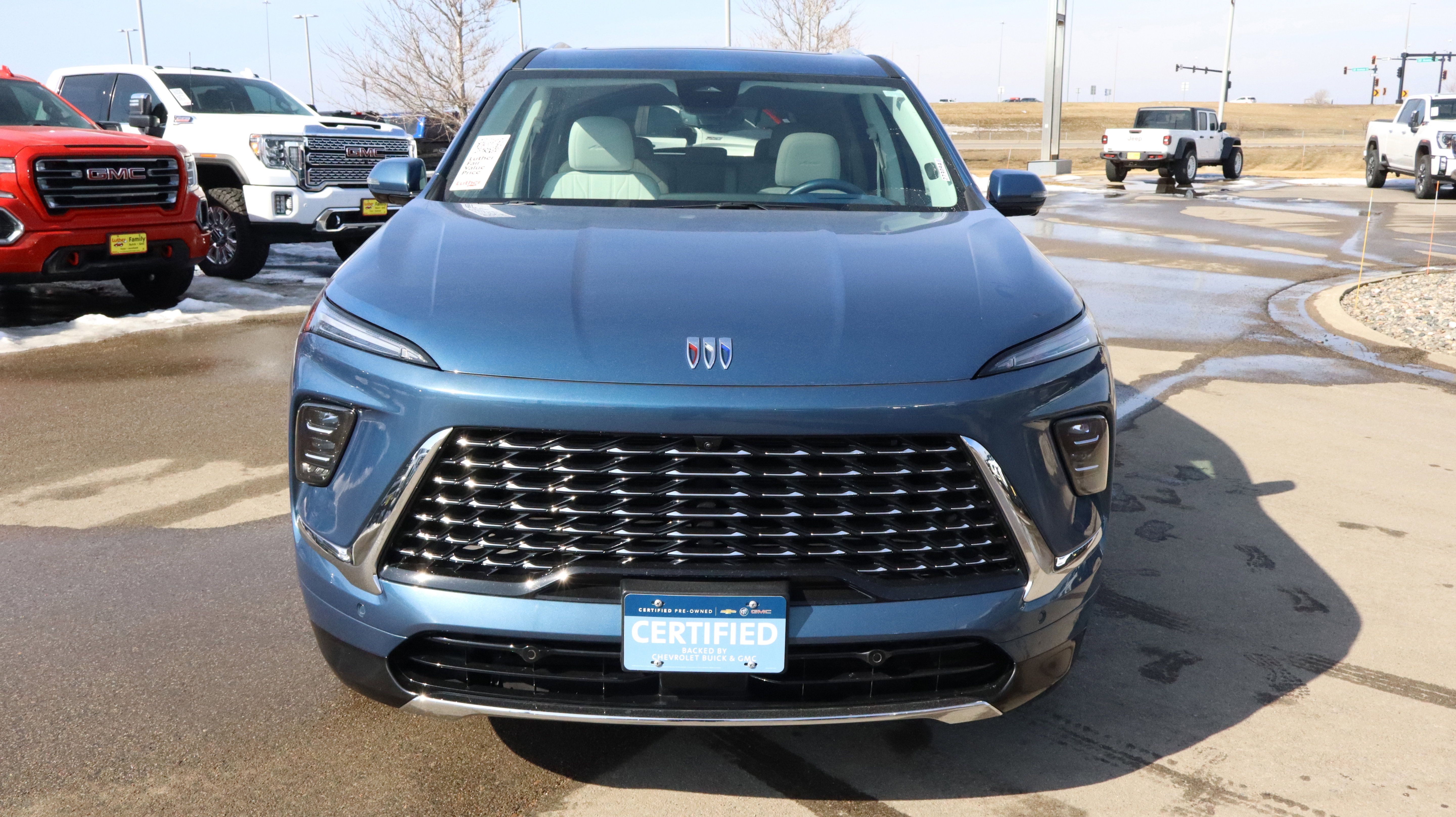 Certified 2025 Buick Enclave Avenir w/ Super Cruise Package image 2