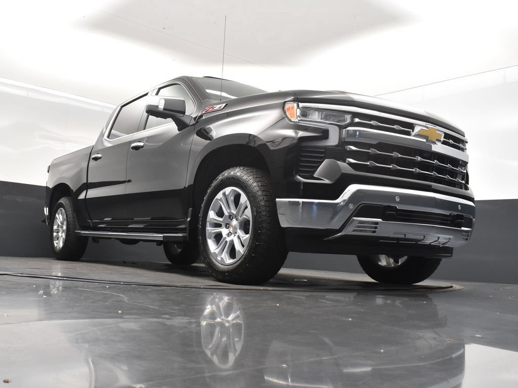 Used 2026 Chevrolet Silverado 1500 LTZ w/ LTZ Premium Package AWD/4WD image 49
