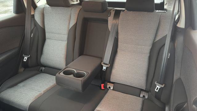 Used 2023 Nissan Rogue SV image 29