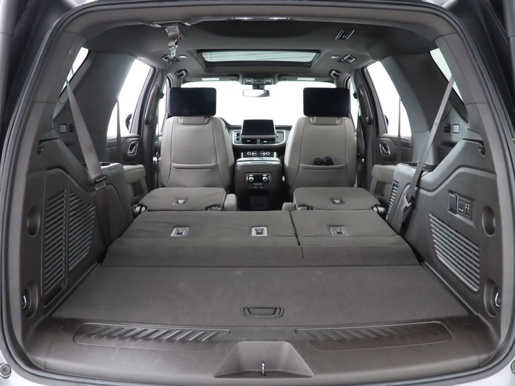 Used 2021 GMC Yukon SLT w/ SLT Premium Package AWD/4WD image 44