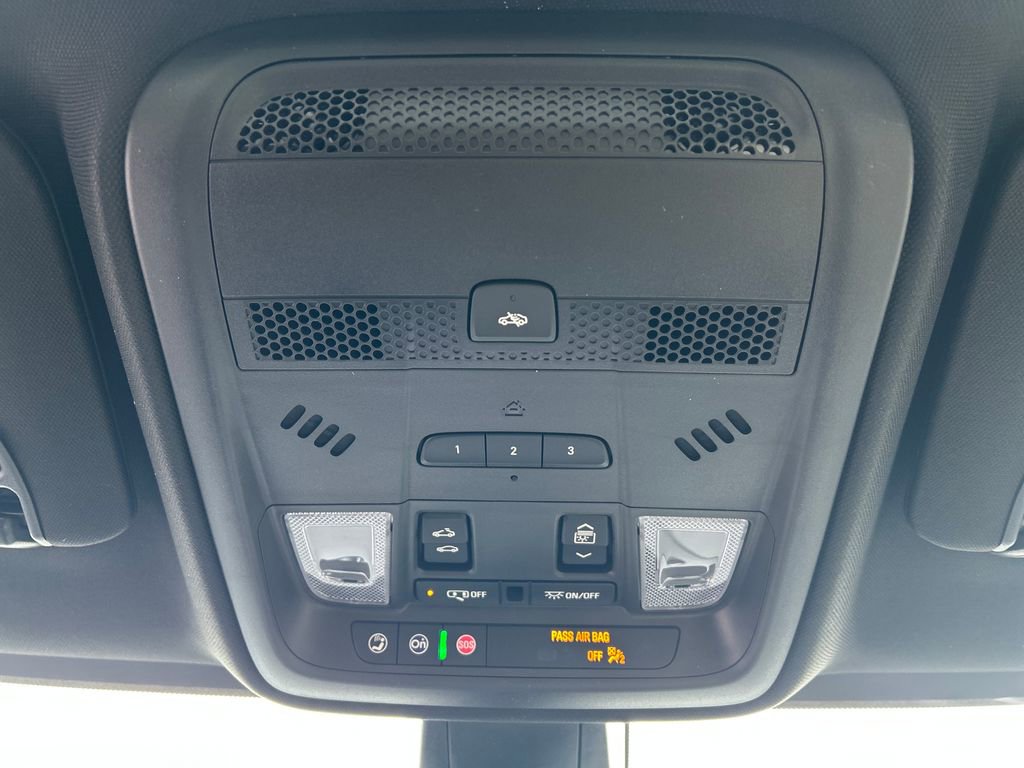 New 2026 Cadillac XT5 Sportv w/ LPO, Floor Liner Package image 23