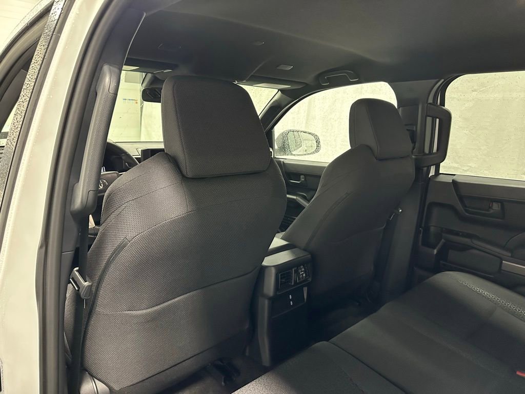 Used 2025 Toyota 4Runner SR5 image 34