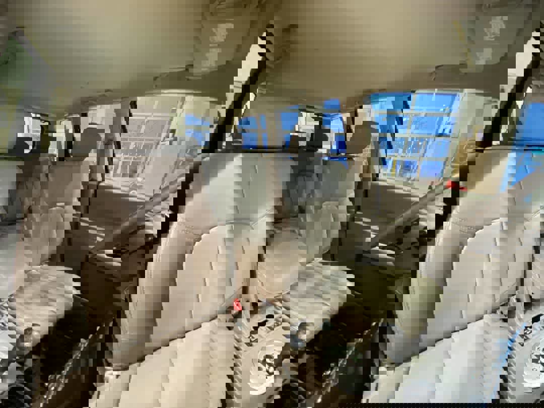 Used 2007 Mitsubishi Endeavor SE image 25