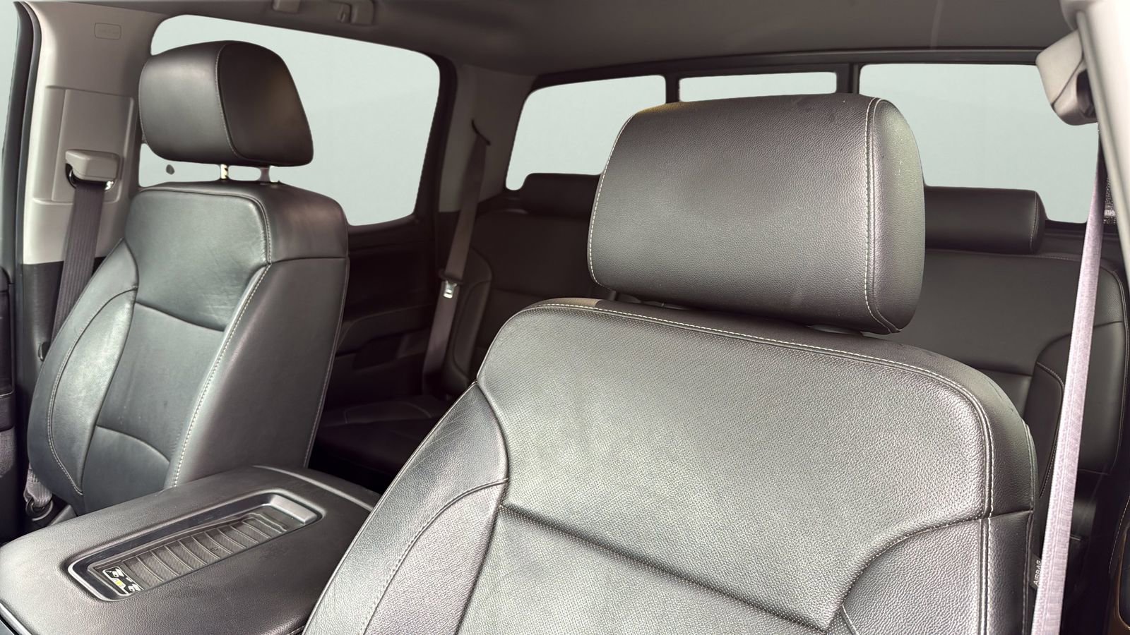 Used 2016 Chevrolet Silverado 1500 LTZ w/ Texas Edition RWD image 9