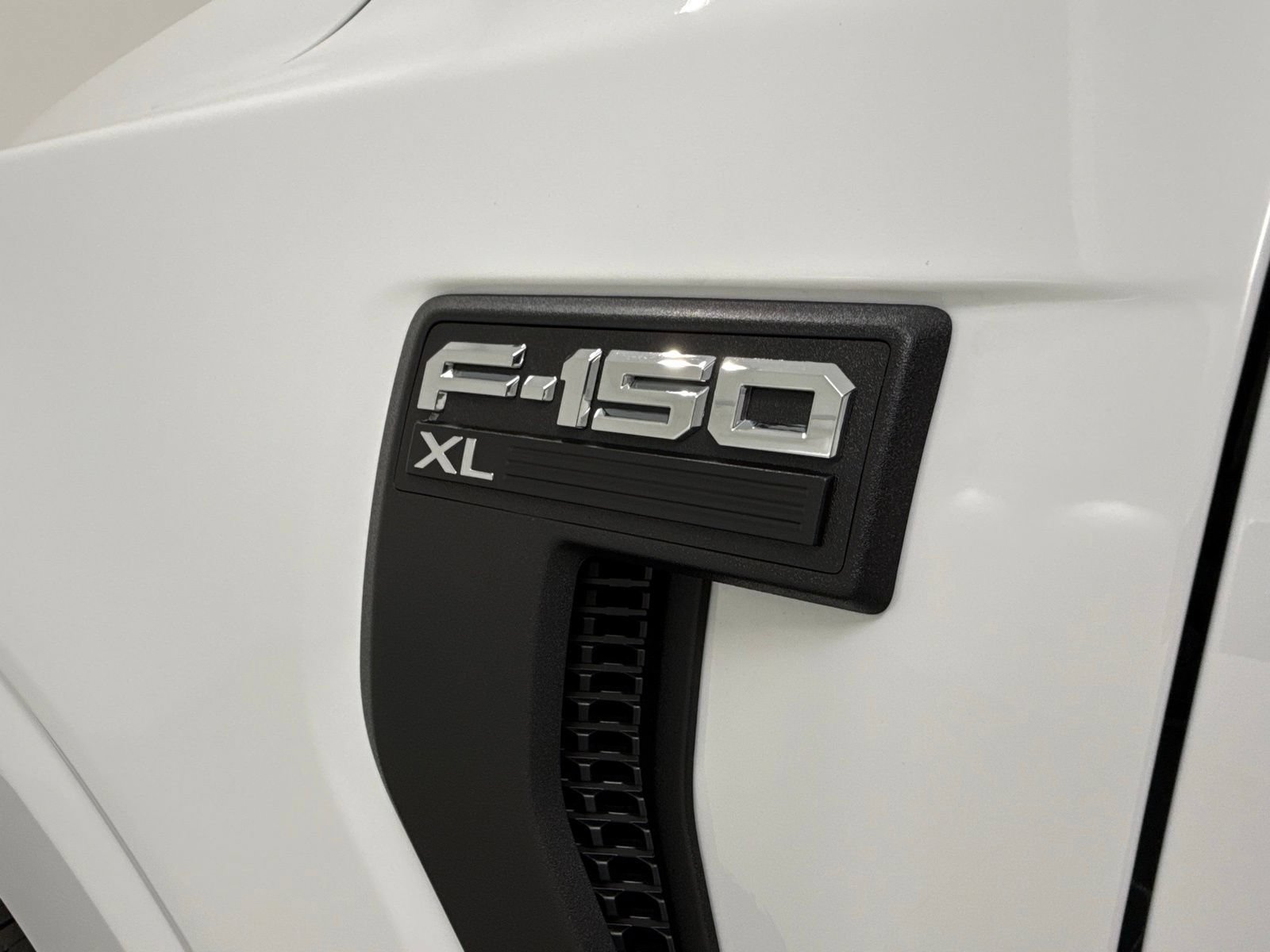 New 2026 Ford F150 XL w/ Equipment Group 103A High RWD image 9