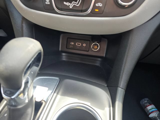 Used 2022 Chevrolet Equinox LT FWD image 25