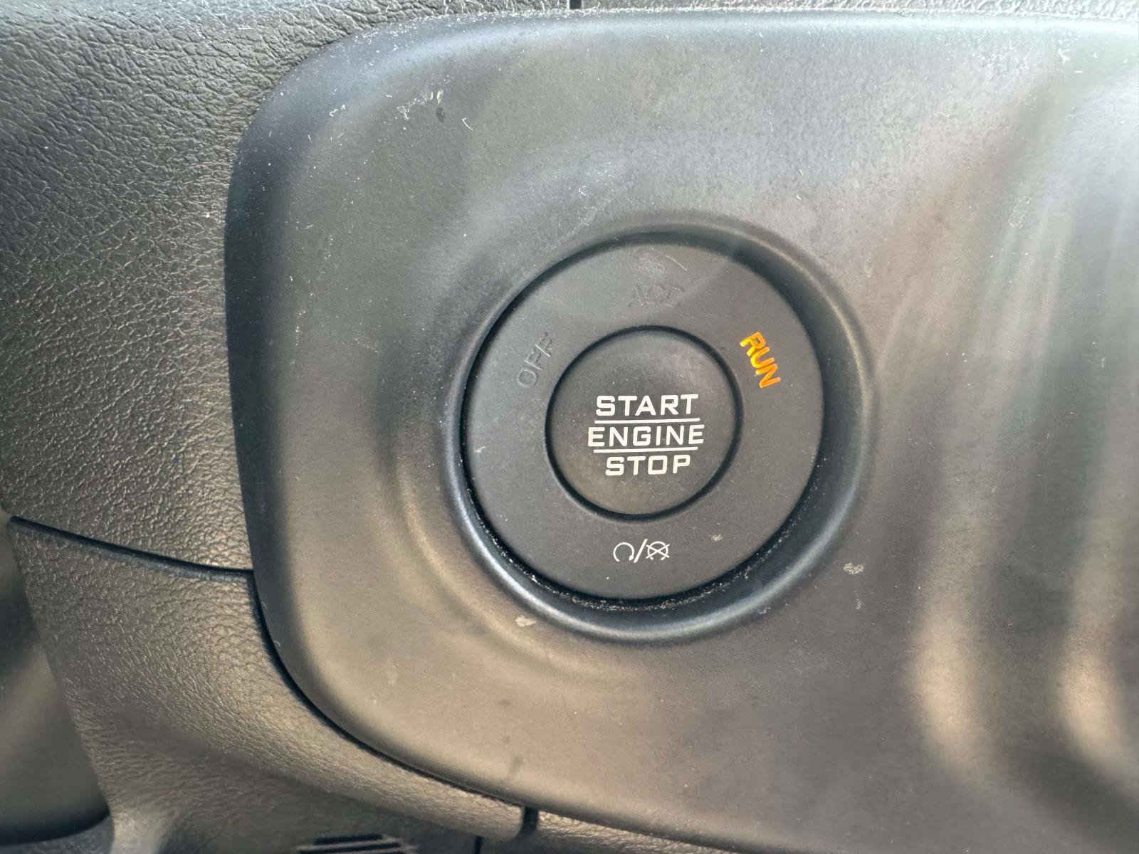 Used 2023 Jeep Wrangler Unlimited w/ 8.4" Radio Group image 27