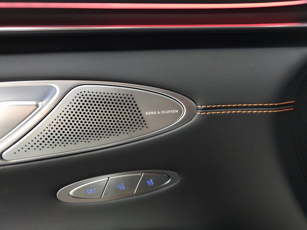 Used 2026 Genesis GV70 3.5T Sport Prestige image 11