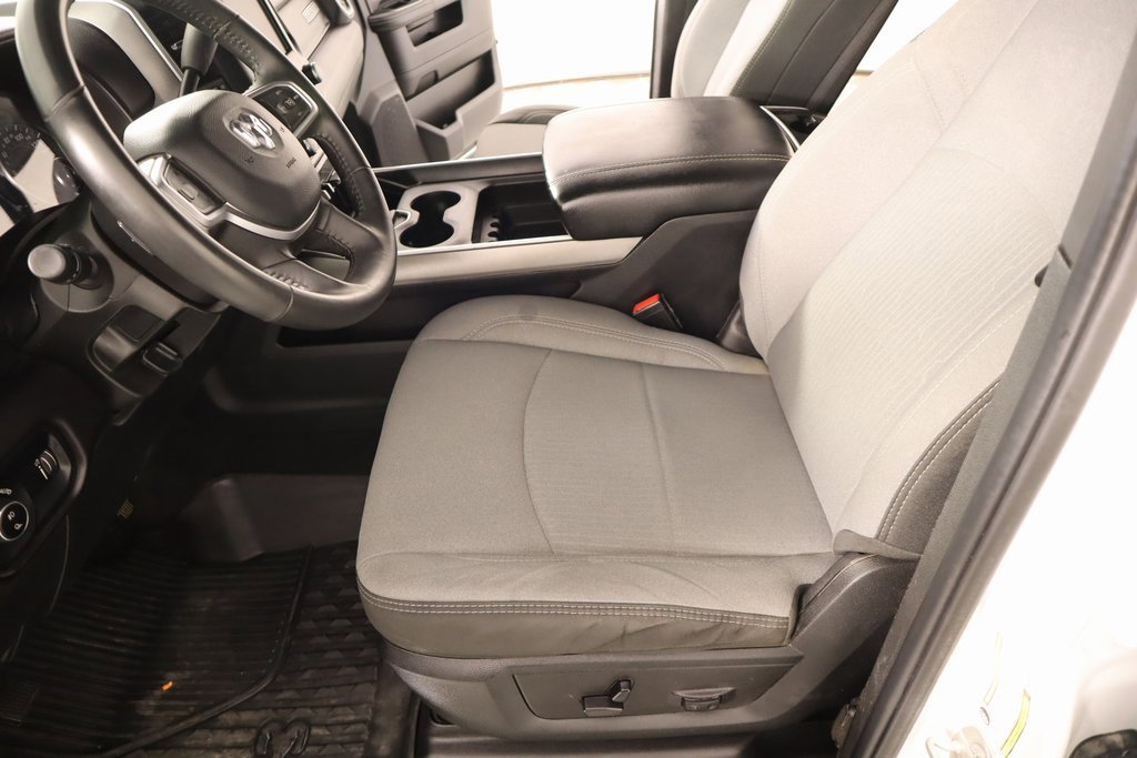 Used 2024 RAM 2500 Big Horn w/ Off Road Package image 9