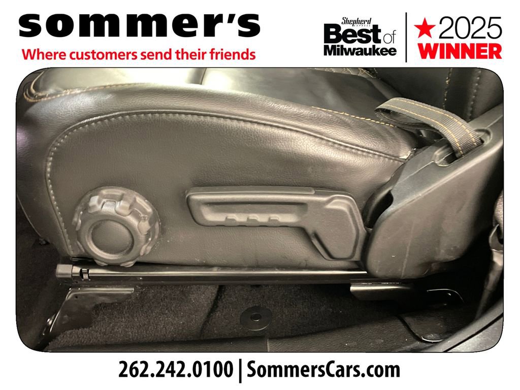 Used 2021 Jeep Wrangler Unlimited Sahara image 10