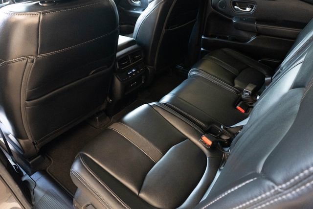 Used 2025 Honda Pilot EX-L image 18