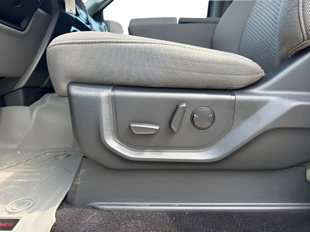 Used 2019 Ford F150 XLT w/ Equipment Group 302A Luxury AWD/4WD image 23
