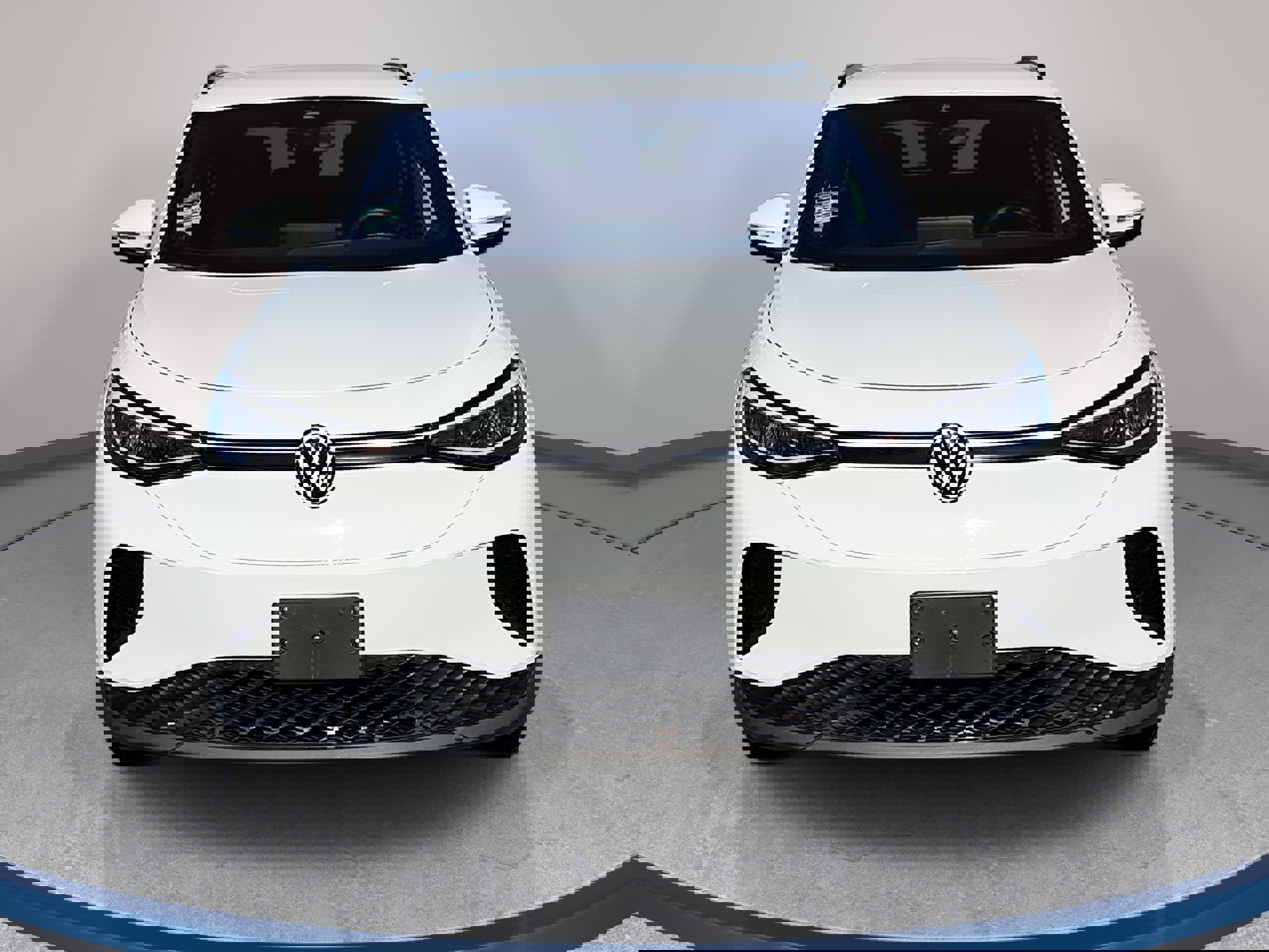 Used 2023 Volkswagen ID.4 Pro image 2