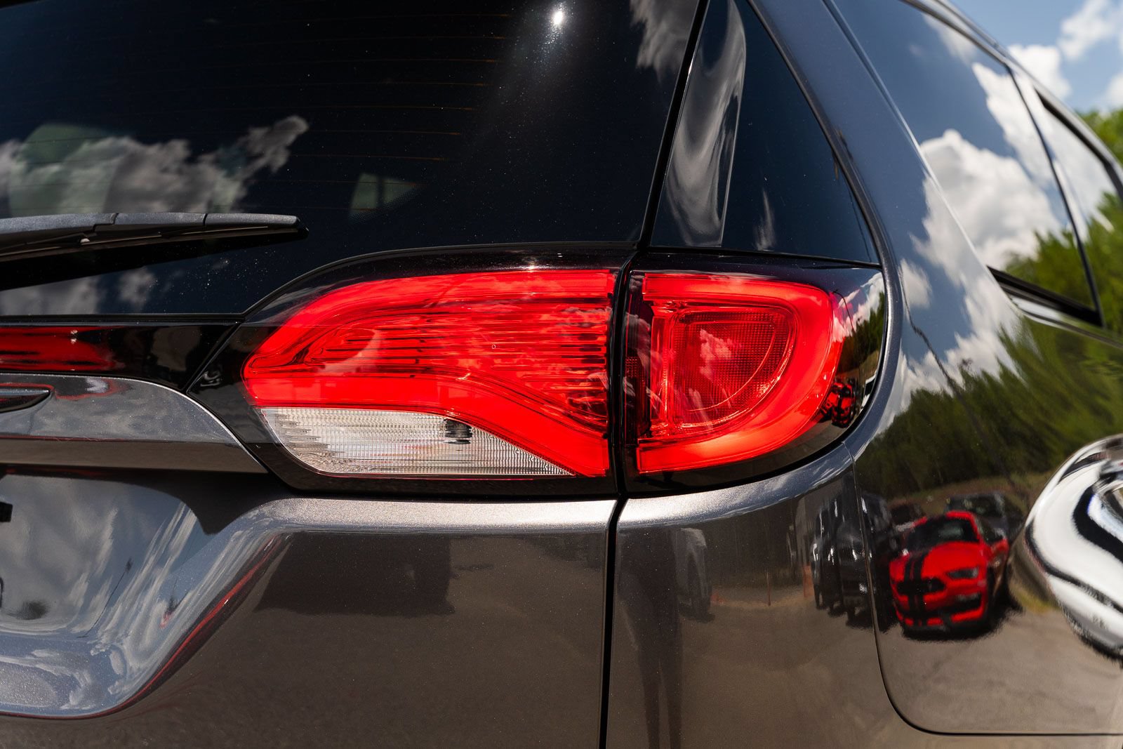 Used 2020 Chrysler Pacifica Touring w/ S Appearance Package FWD image 14