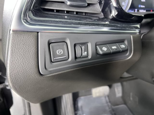 Used 2026 Cadillac XT5 Premium Luxury FWD image 18