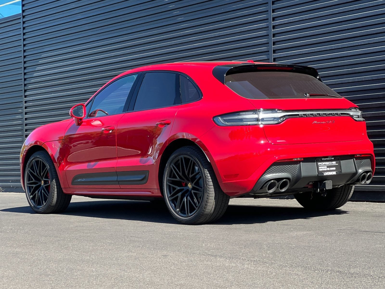 Certified 2026 Porsche Macan GTS AWD/4WD image 4