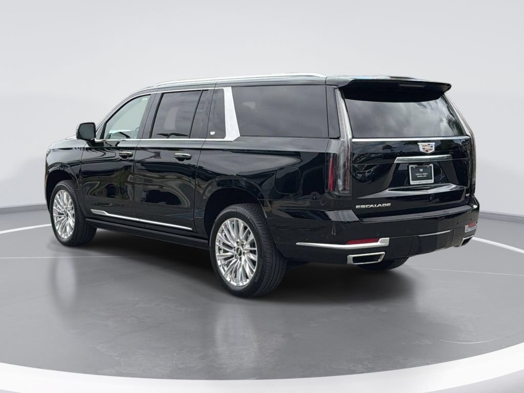 Certified 2026 Cadillac Escalade ESV Luxury AWD/4WD image 5